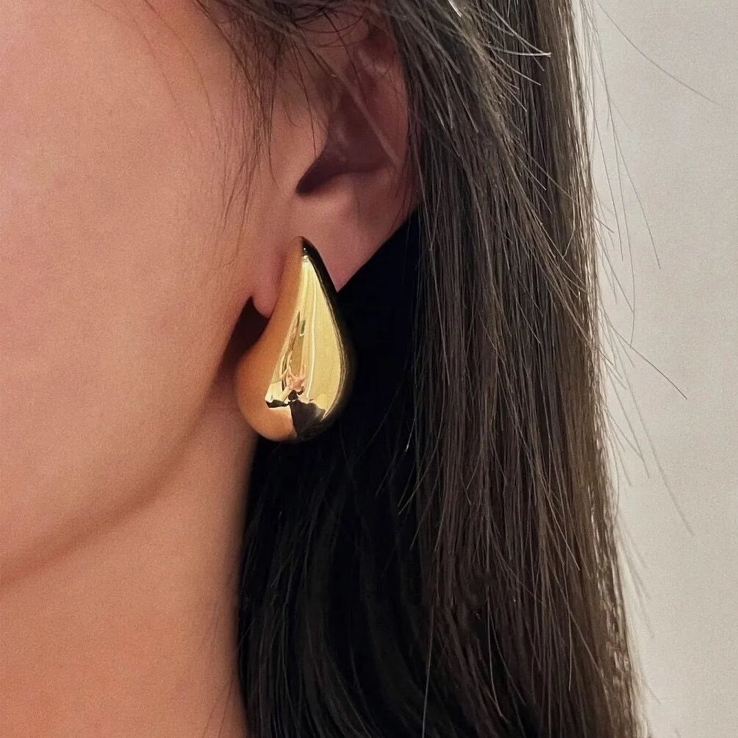Lola's Chunky Tear Drop Earrings for Women 925 Sterling Silver and Gold Plated Earrings Dupes